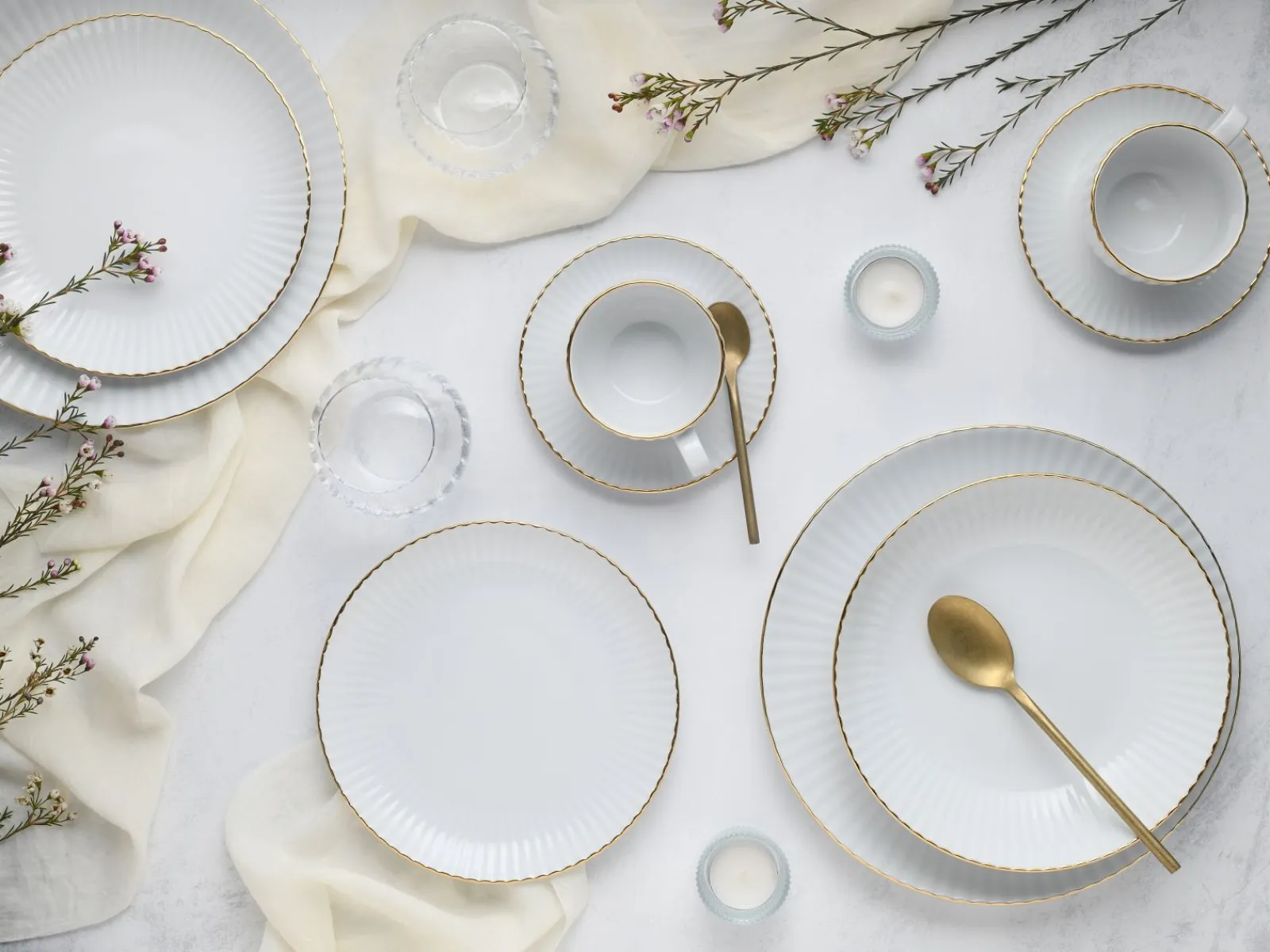 Creatable Geschirrset|Allegra - Kombiservice 30-tlg - Goldband