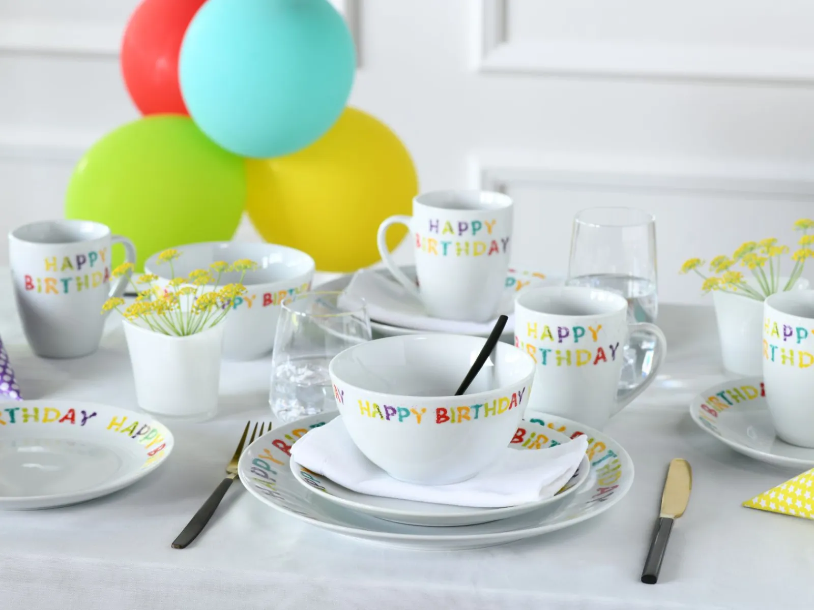 Creatable Geschirrset|Luna Black Line - Kombiservice 16-tlg, Luna - Kombiservice 16-tlg, Happy Birthday - Kombiservice 16-tlg - Happy Birthday