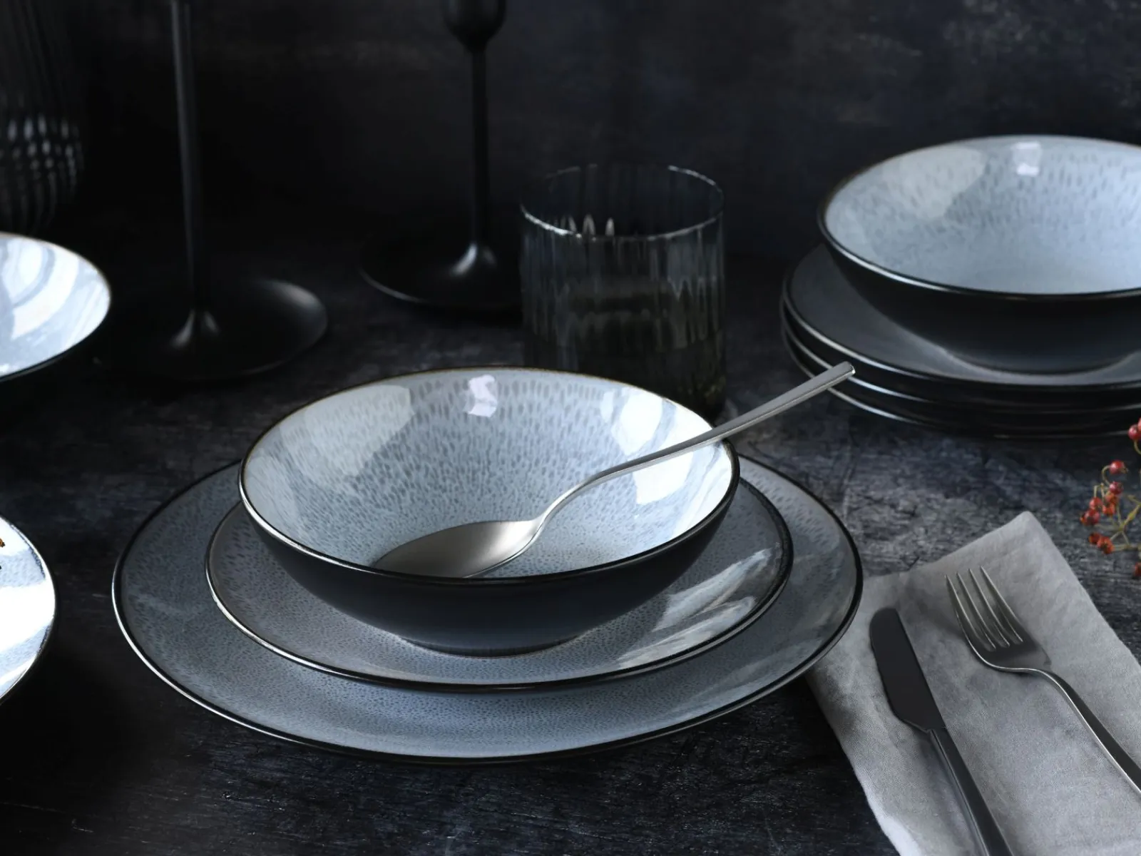Creatable Geschirrset|Teller|Malmö - Tellerset 18-tlg - Frost