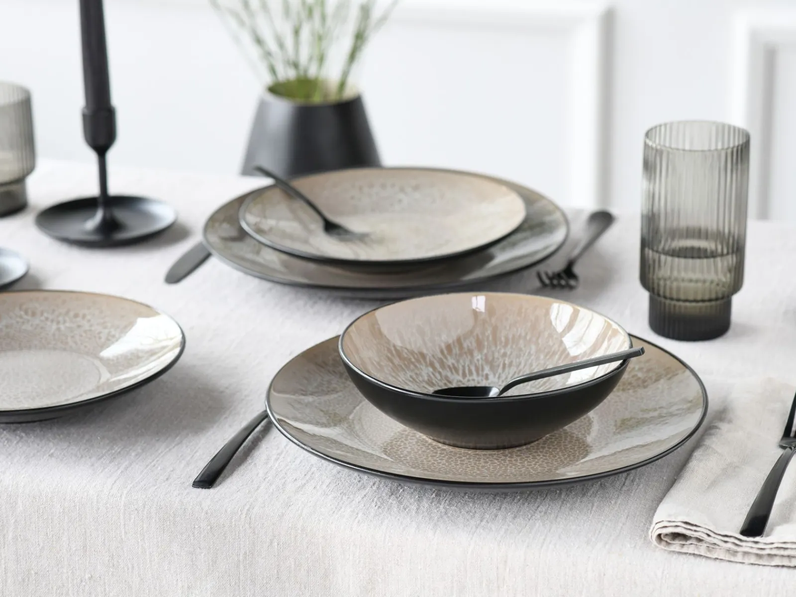 Creatable Geschirrset|Teller|Malmö - Tellerset 12-tlg - Frost