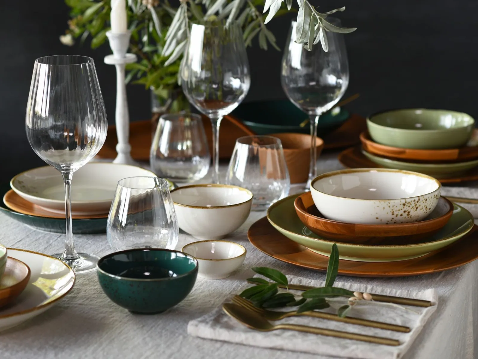 Creatable Teller|Nature Collection - Tellerset 6-tlg - Akazienholz