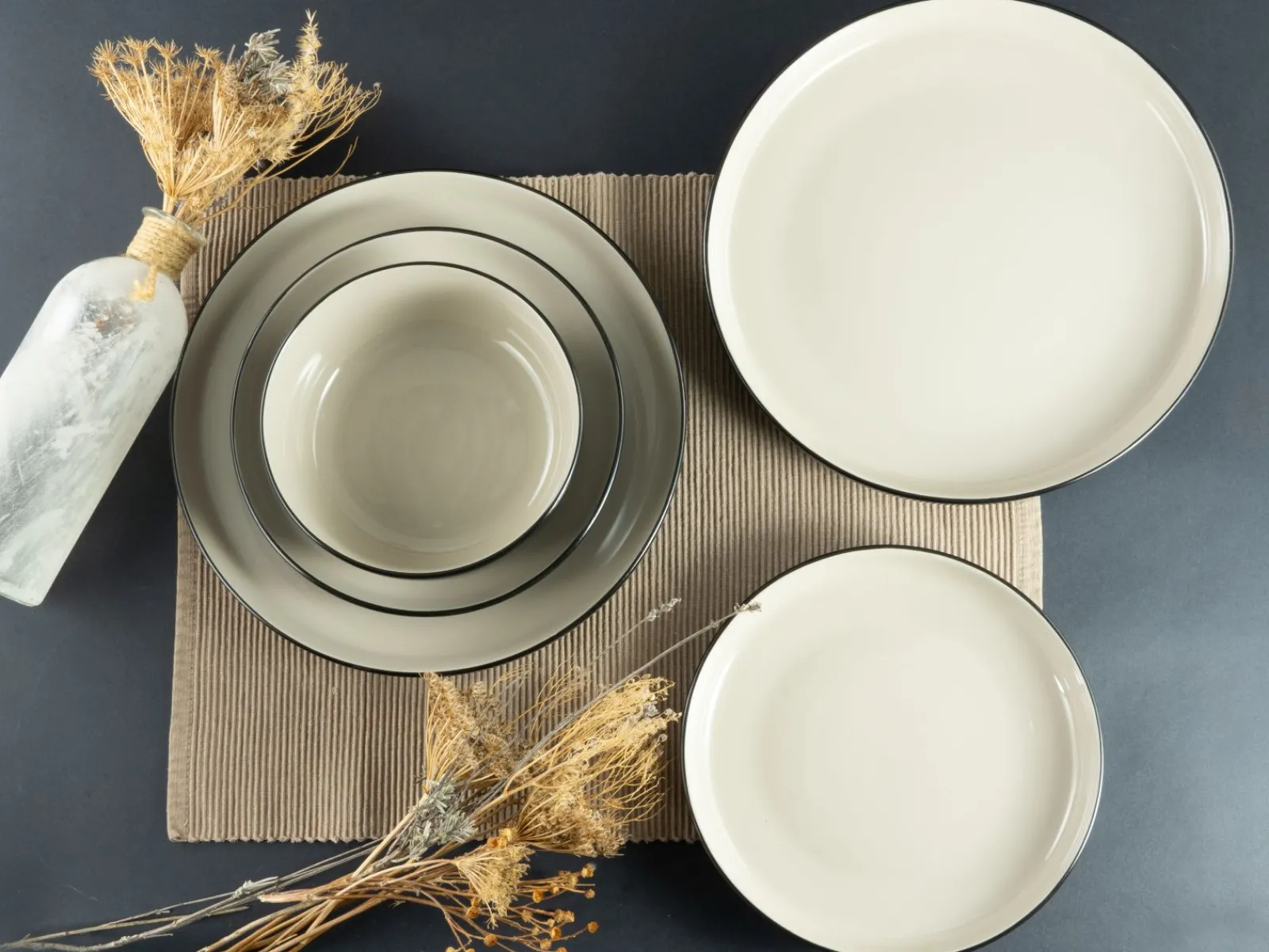 Creatable Geschirrset|Teller|Nordic - Tellerset 12-tlg - Cool Black